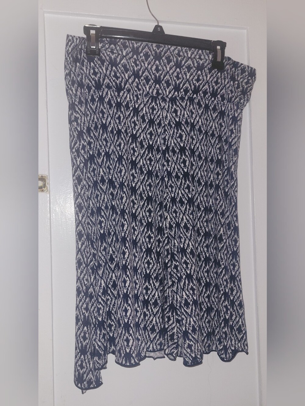 Max Studio Navy and White Printed Midi Skirt
